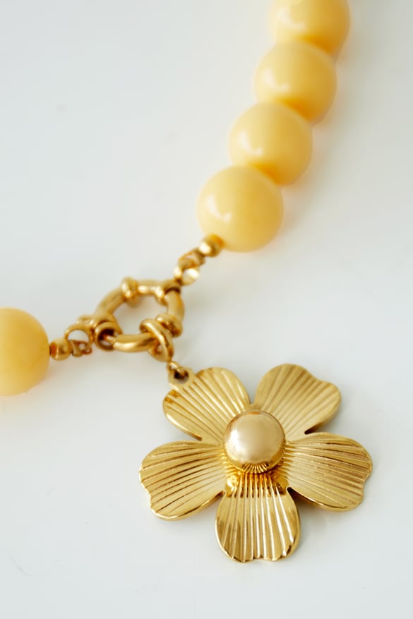 Flower charm 2