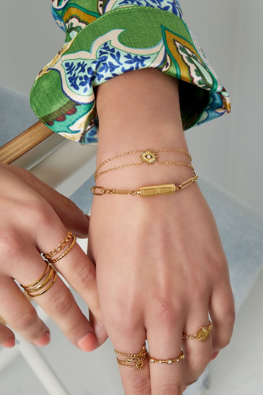 Gliederarmband mit Anhänger - goldfarbener Edelstahl Bild2