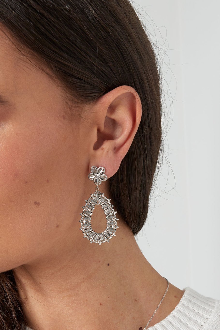 flower drop earrings h5Picture3