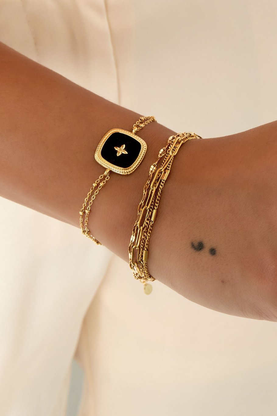 bracelet double charm carré - couleur or Image2