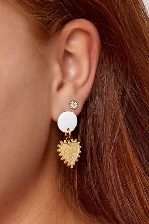 Earring shell with heart detail - Gold color h5 Picture3