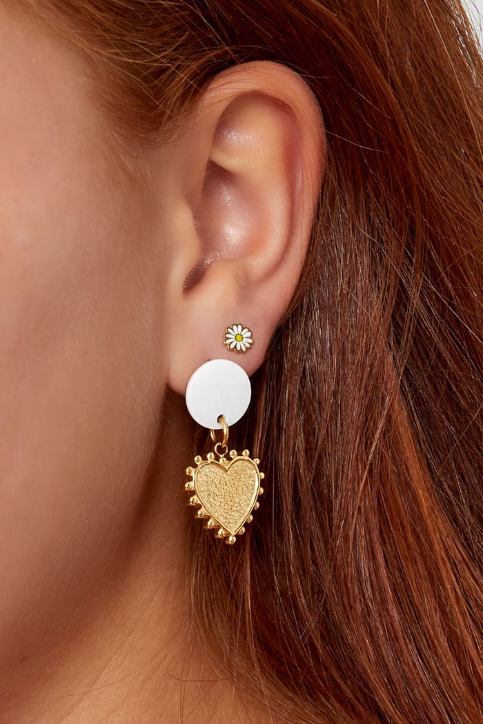 Earring shell with heart detail - Gold color Picture3