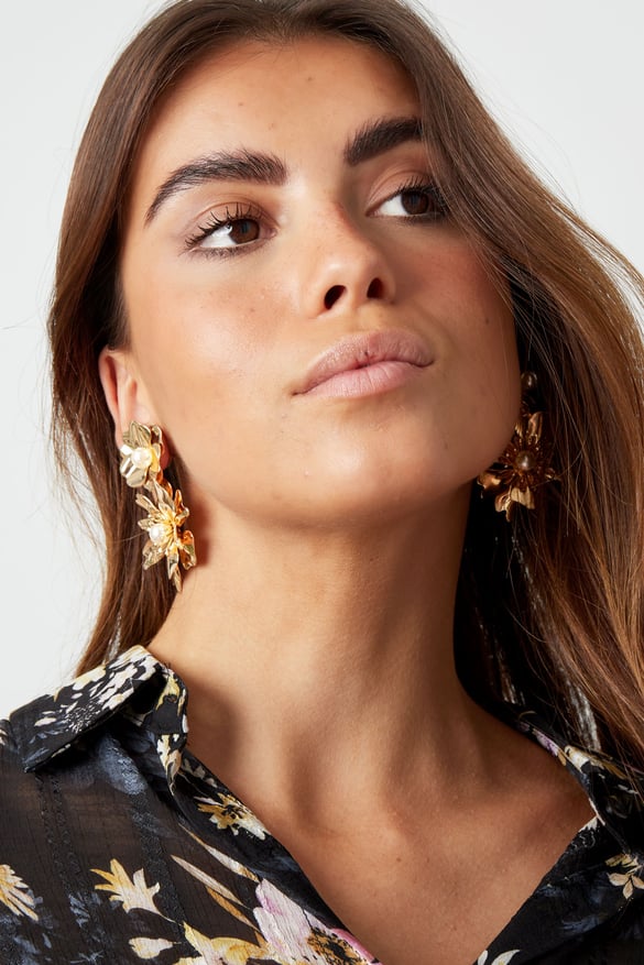 orecchini statement fiore - colore oro