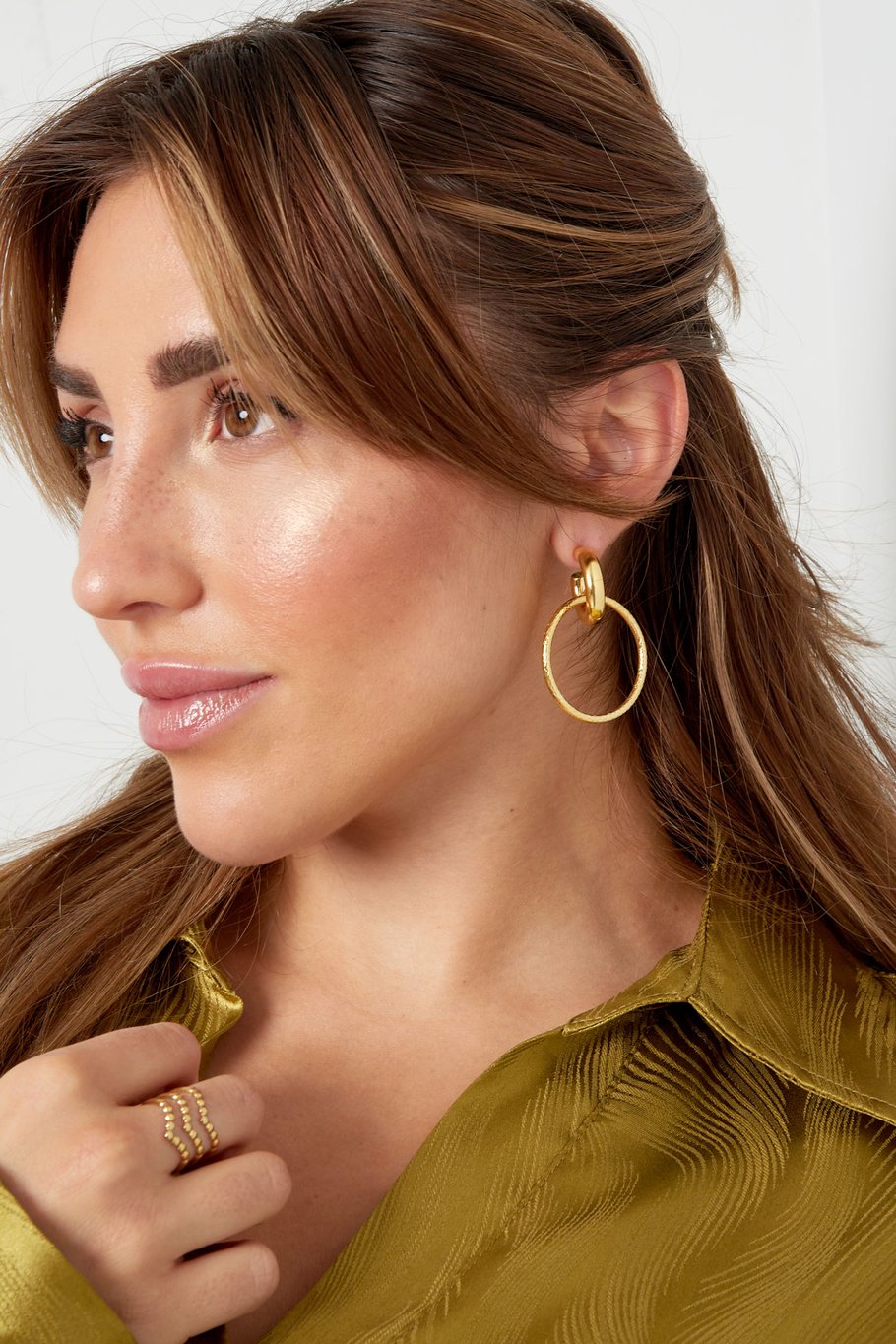 earrings link with circle Picture2