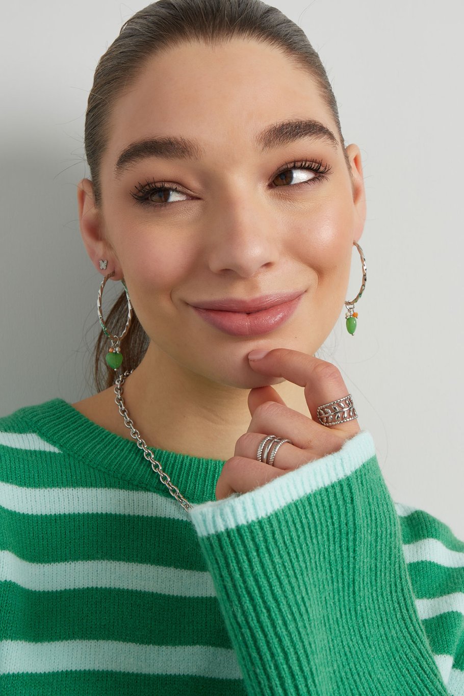 Twisted earrings with heart - Silver color/green Picture2