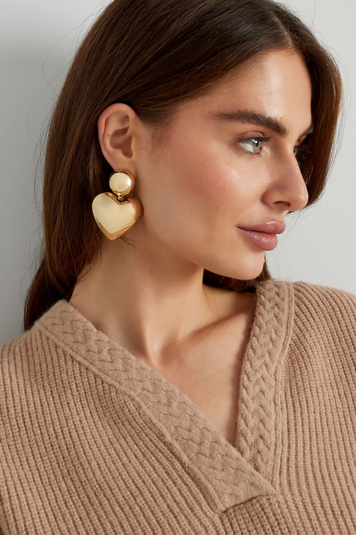 earrings heart dot