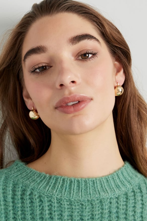 earrings round shape
