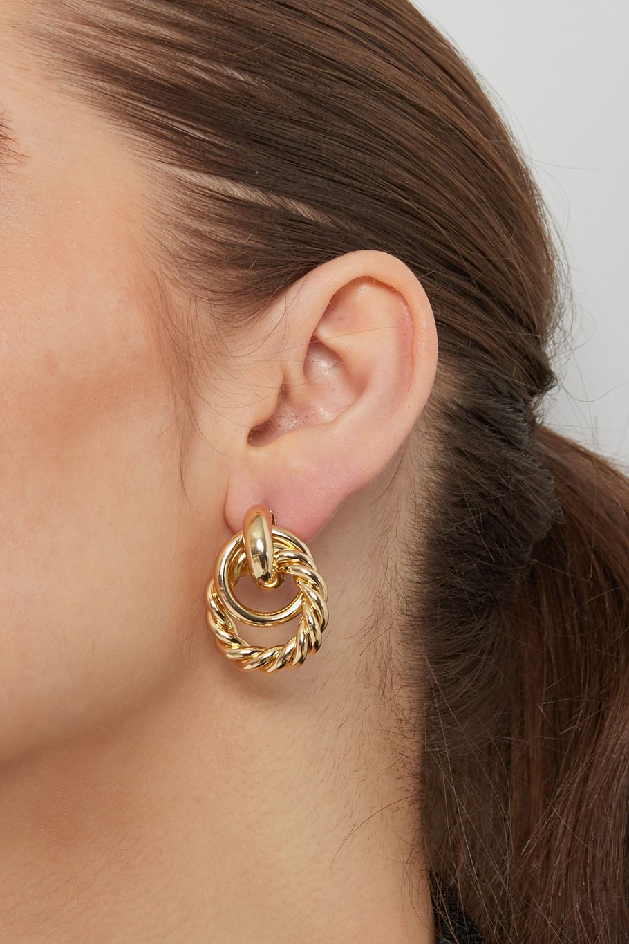 Ohrringe mit verschiedenen Ringen – Goldfarbe - Goldfarbefarbe Bild3