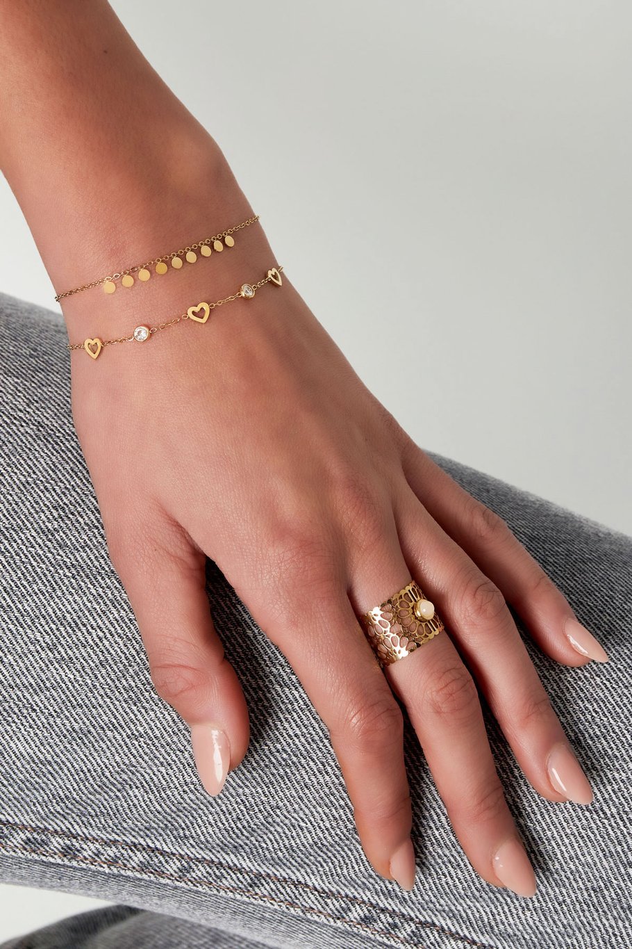 bracelet with heart and diamond charms Picture2