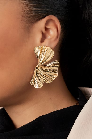 stud earrings aesthetic petal h5 Picture3