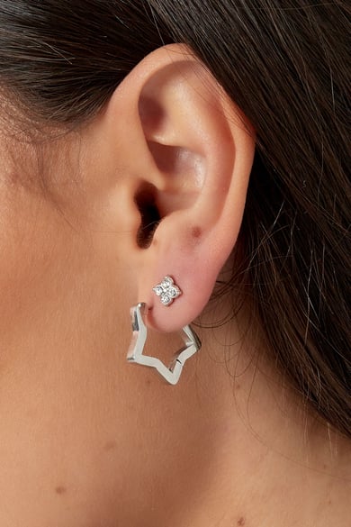 stud earrings sparkle with stones h5 Picture3