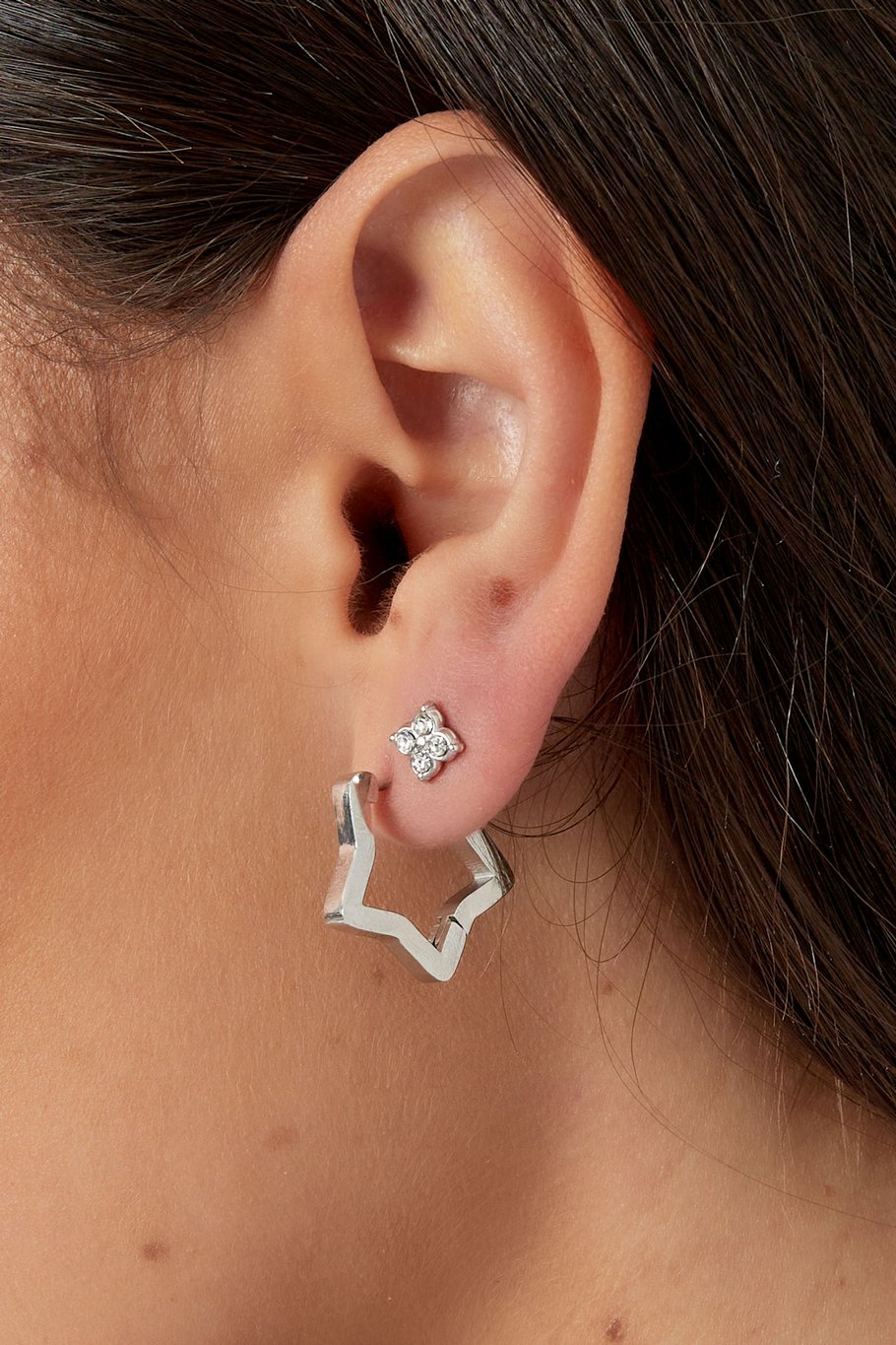 stud earrings sparkle with stones Picture3