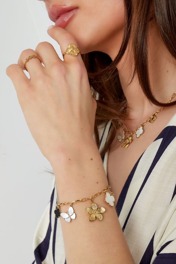 charm bracelet flower child