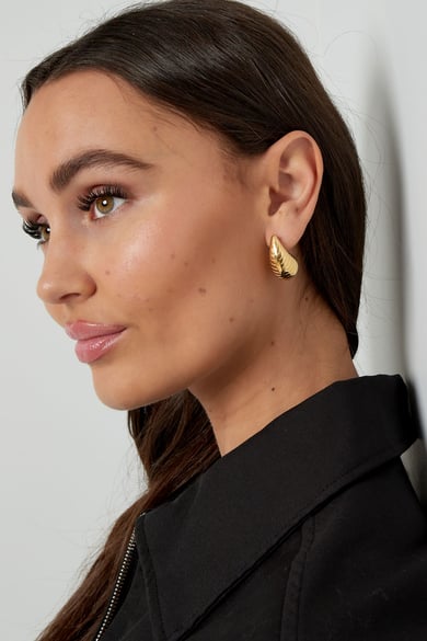 drop earrings with structure large h5 Picture2
