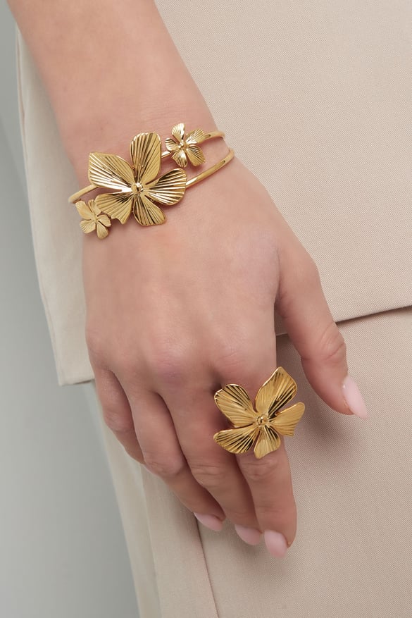 flower island bracelet