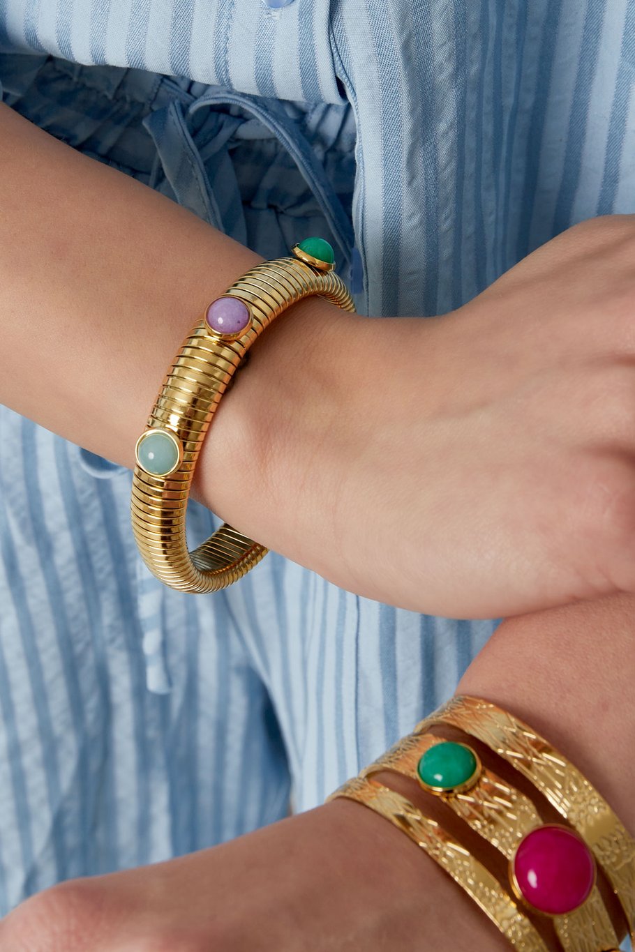 Böhmisches Armband mit Steinen – Goldfarbe - Goldfarbefarbe Bild2