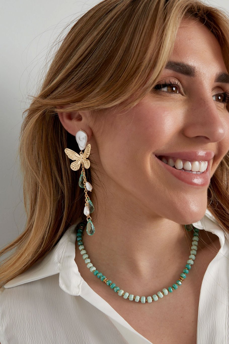 Butterfly earrings - light blue Picture2