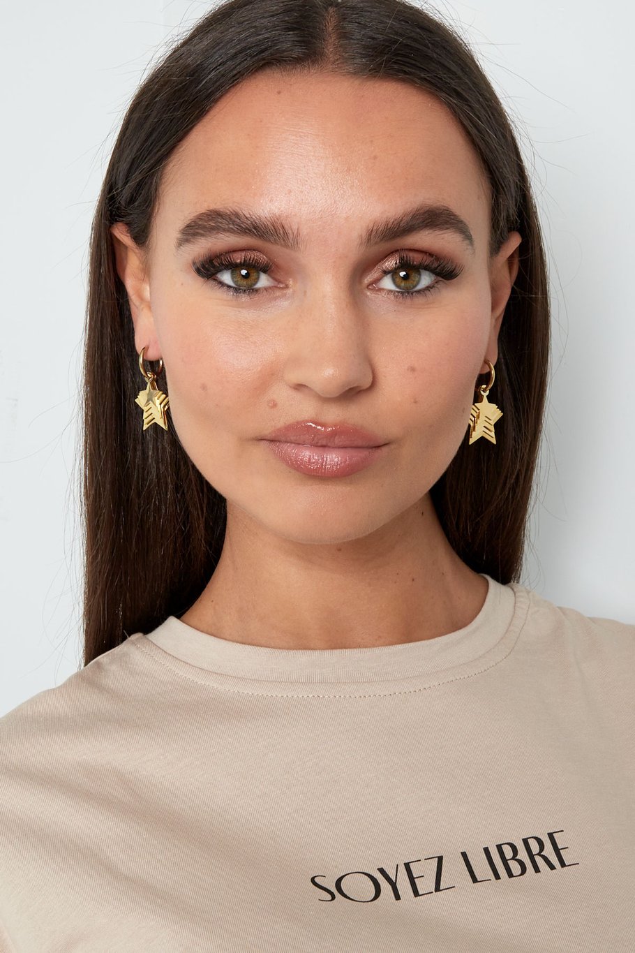 all stars earrings Picture2