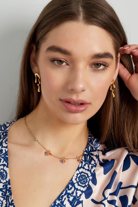 Les boucles d'oreilles s'égouttent 2