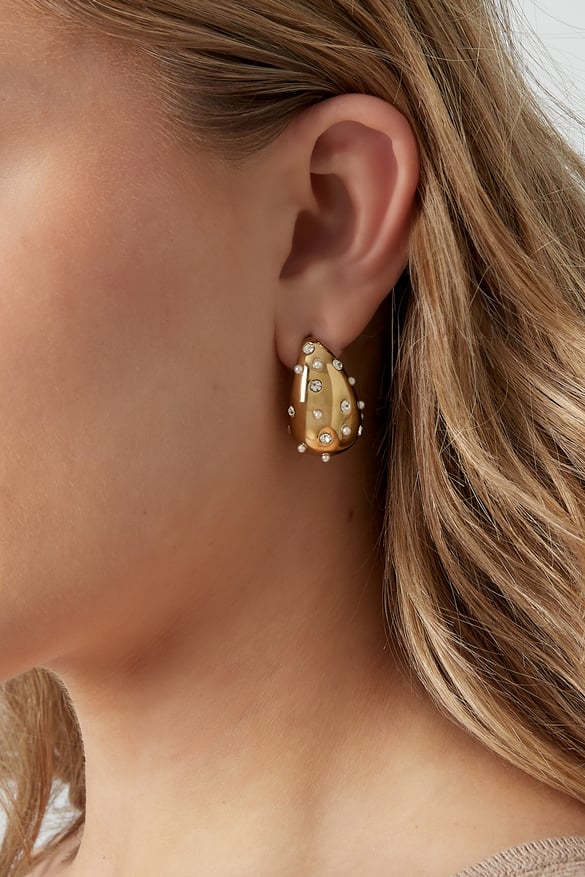 drop earrings spice it up
