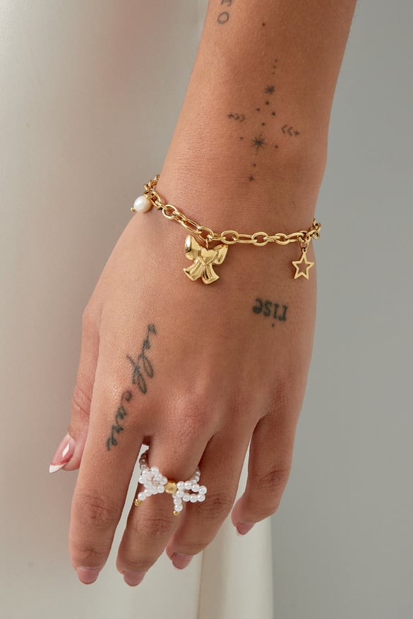 charm bracelet with bow 2