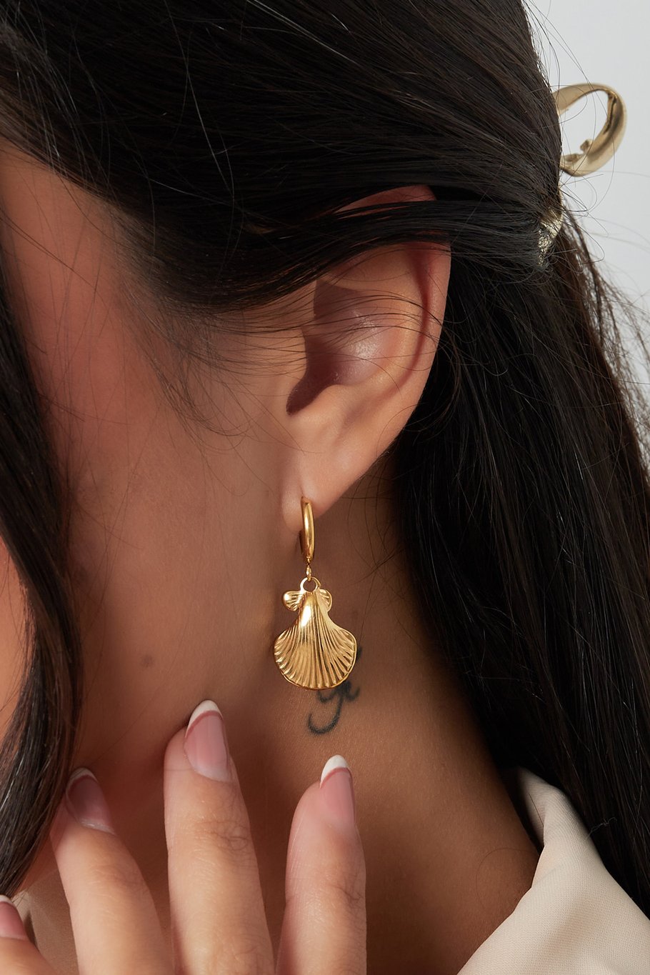 earrings shell story Picture2