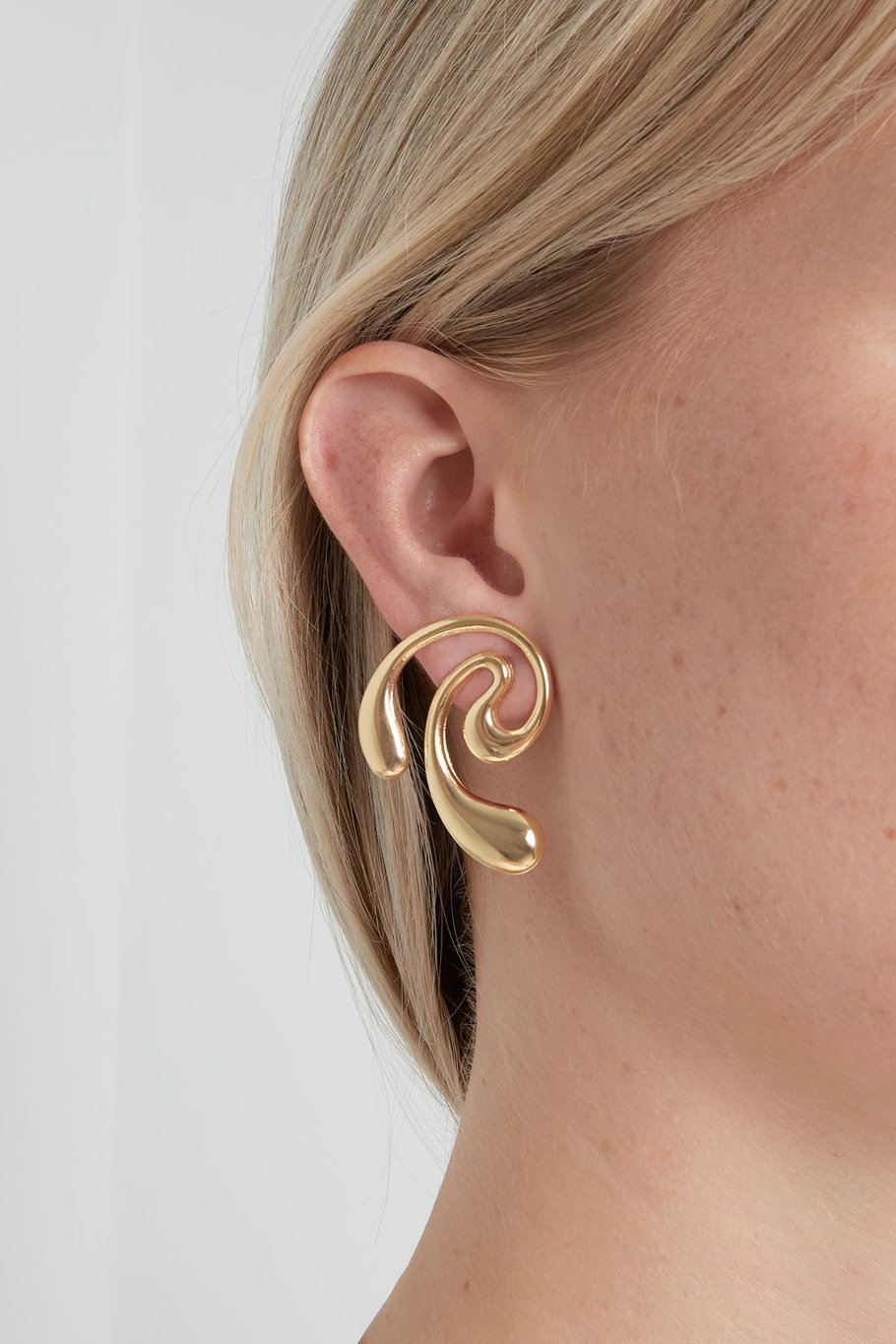 Earrings swirl swim - Gold color Picture3