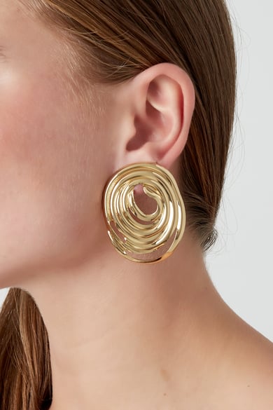 Pendientes de bucle atemporales - Color dorado h5 Imagen2