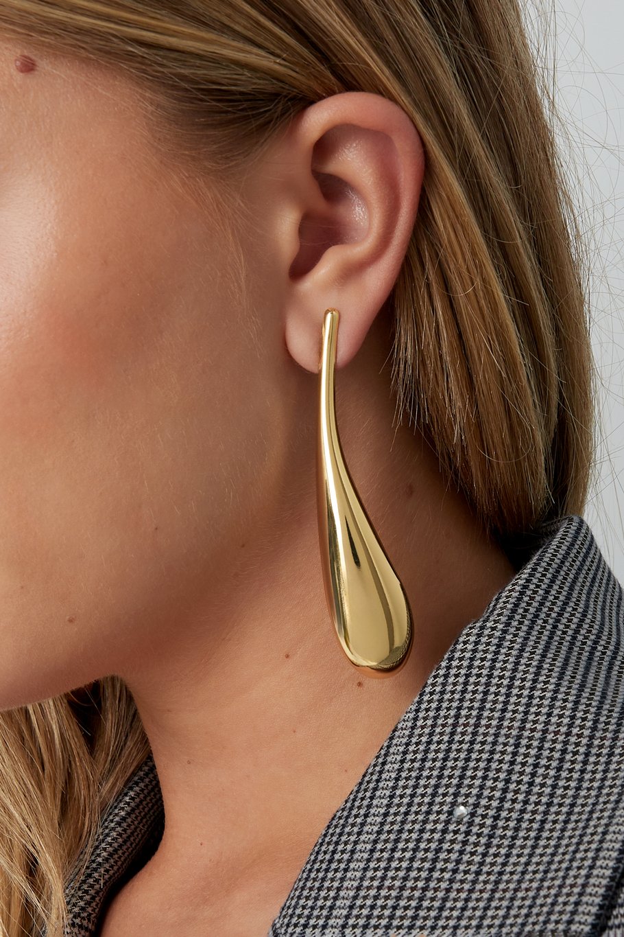 sleek drops earrings - Gold color Picture2