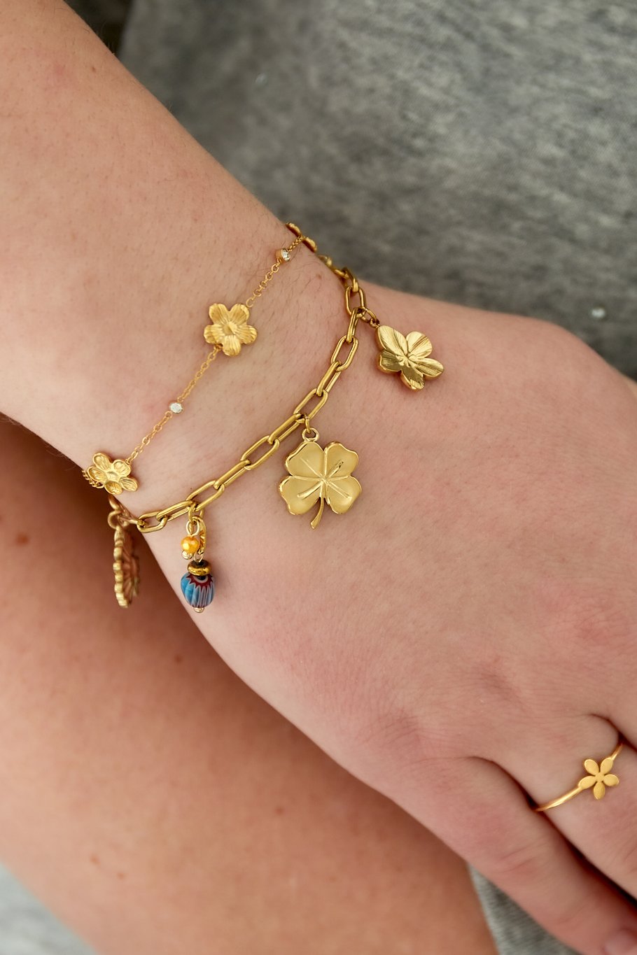flower power bracelet Picture2