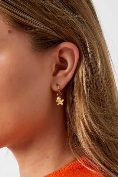 pearl blossom earrings h5 Picture2