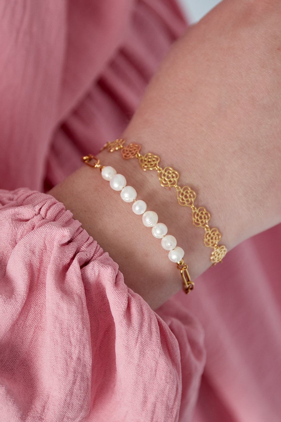 Pearl Elegance Bracelet Picture2