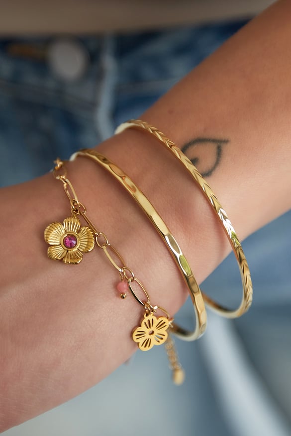 Bracciale con ciondolo a forma di fiore
