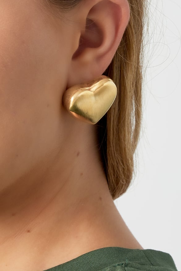 Soft heart studs earrings 2