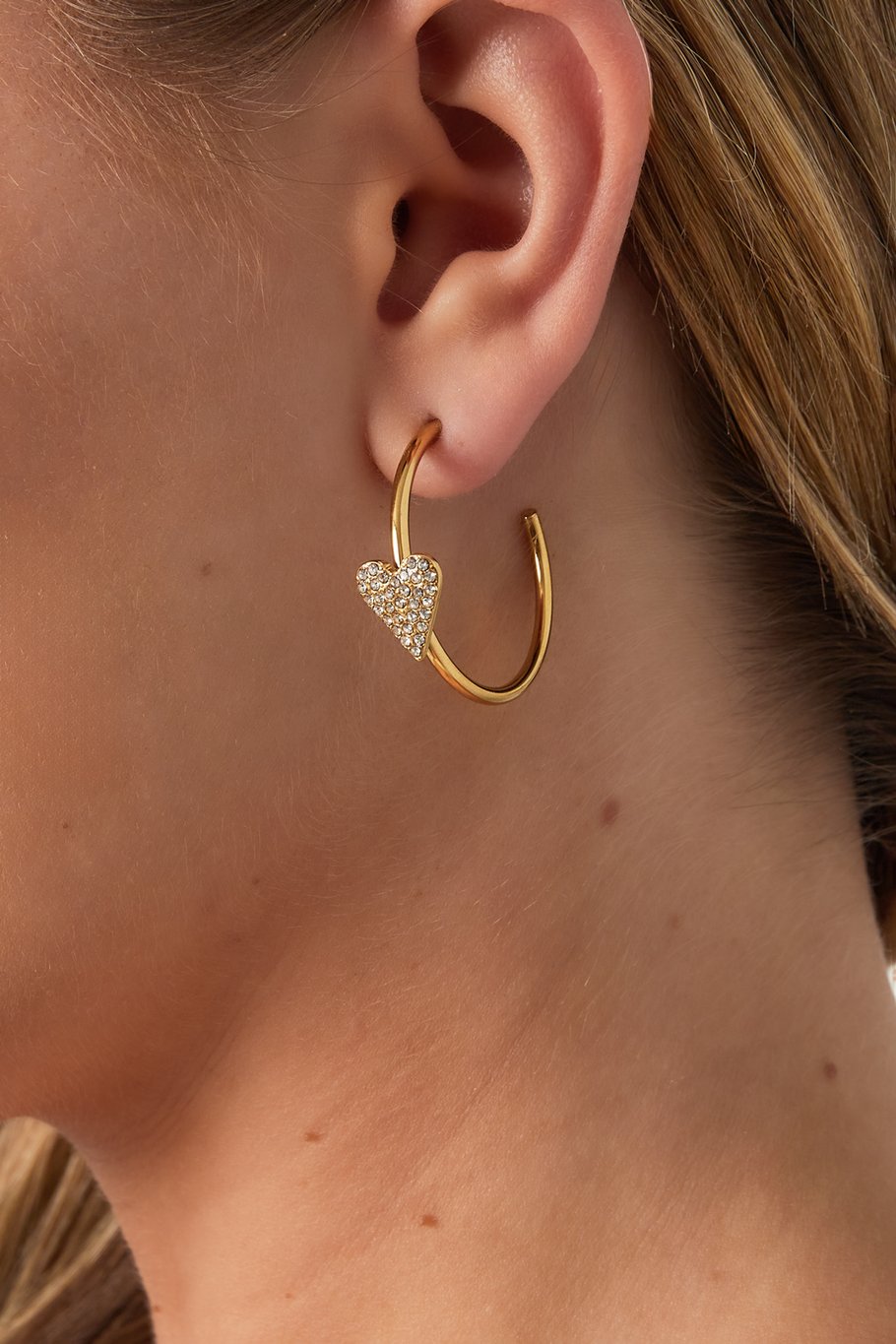 Heart hoop Earrings Picture2