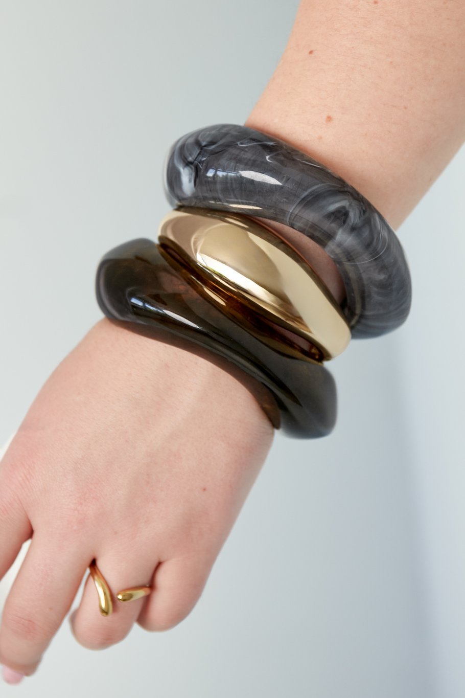 Acrylic Bangle Picture2