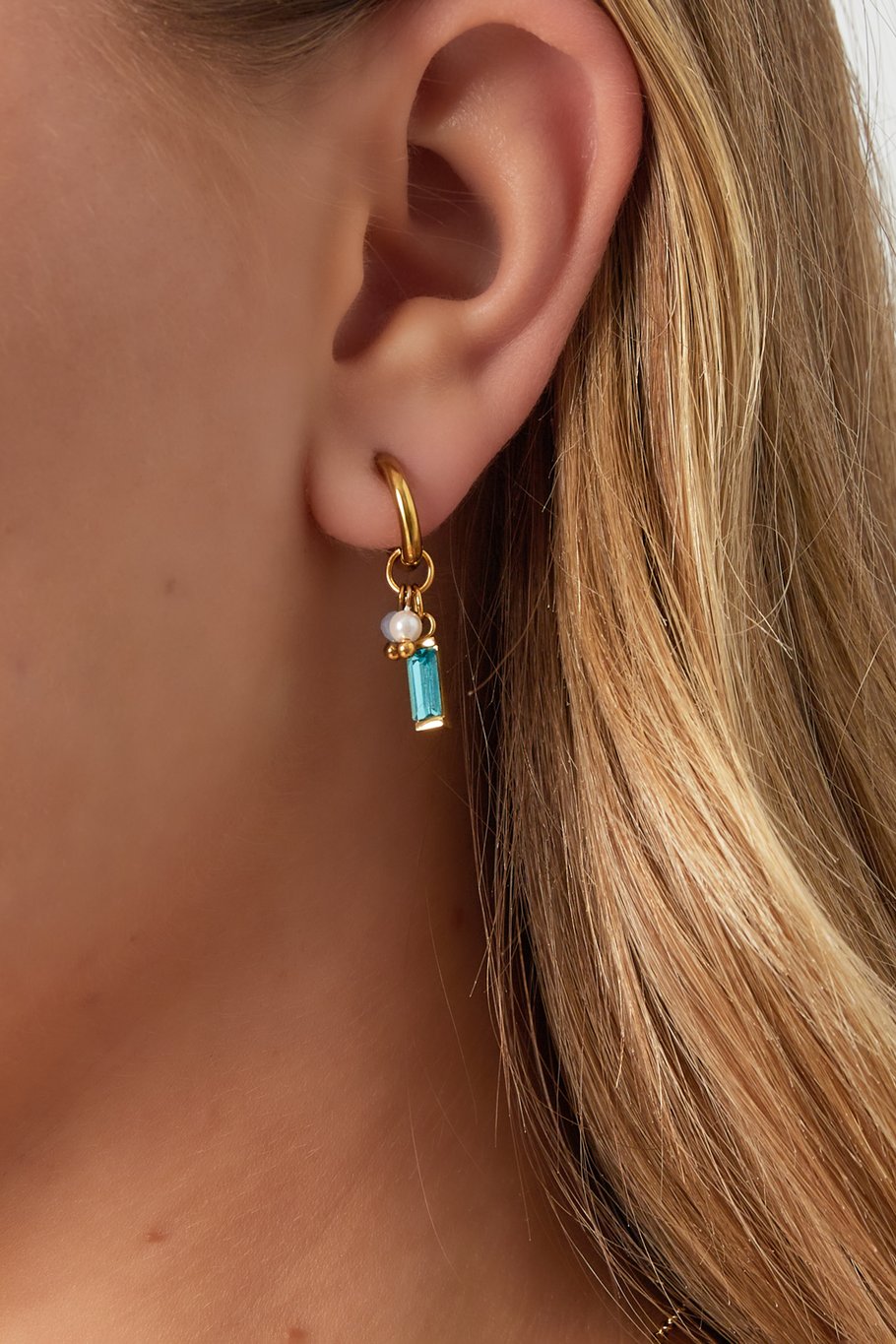 Ocean spark earrings Picture2