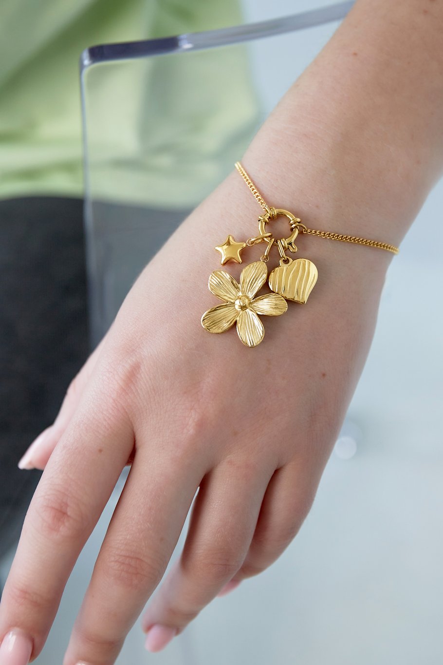 Flower DIY bracelet Picture2