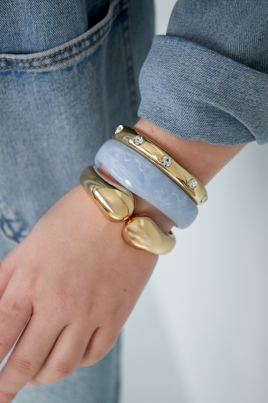 Twin curve bangle Picture2