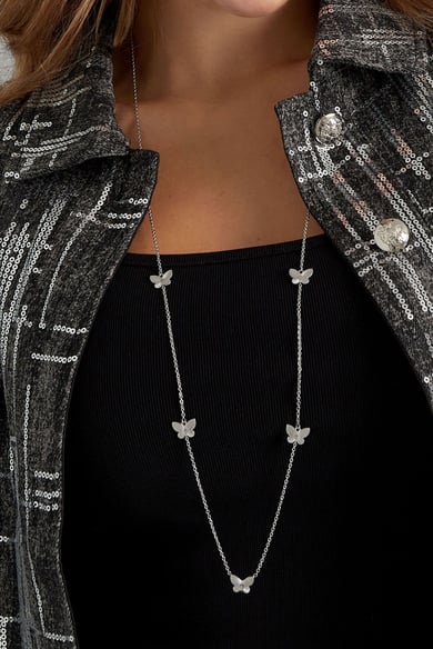 necklace butterflies h5 Picture2