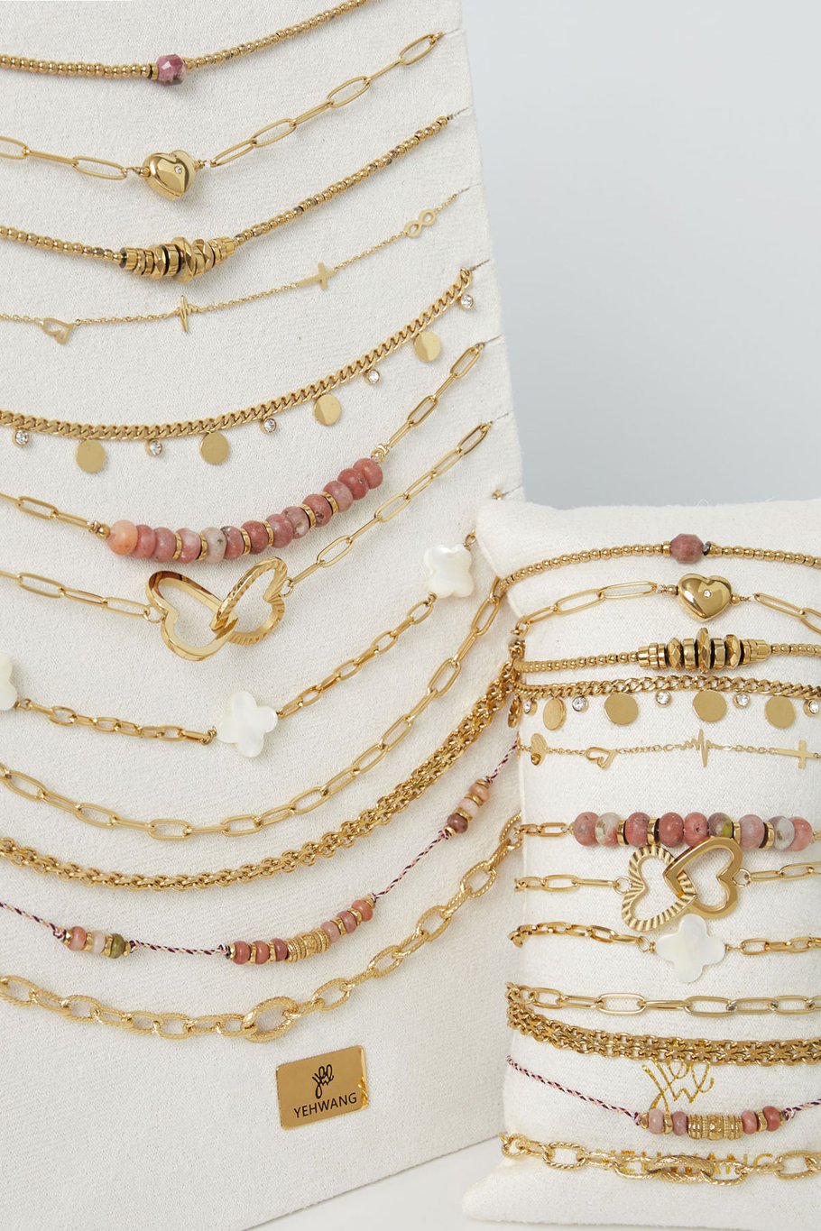 Expositor con cadenas love - acero inoxidable dorado Imagen2