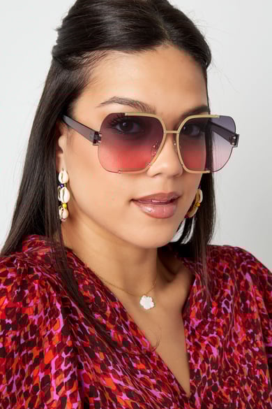 Lunettes de soleil Lunettes rondes Détail doré à l'intérieur Noir h5 Image5