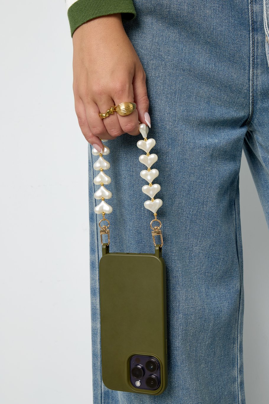 Trendy phone cord with pearled hearts Picture2