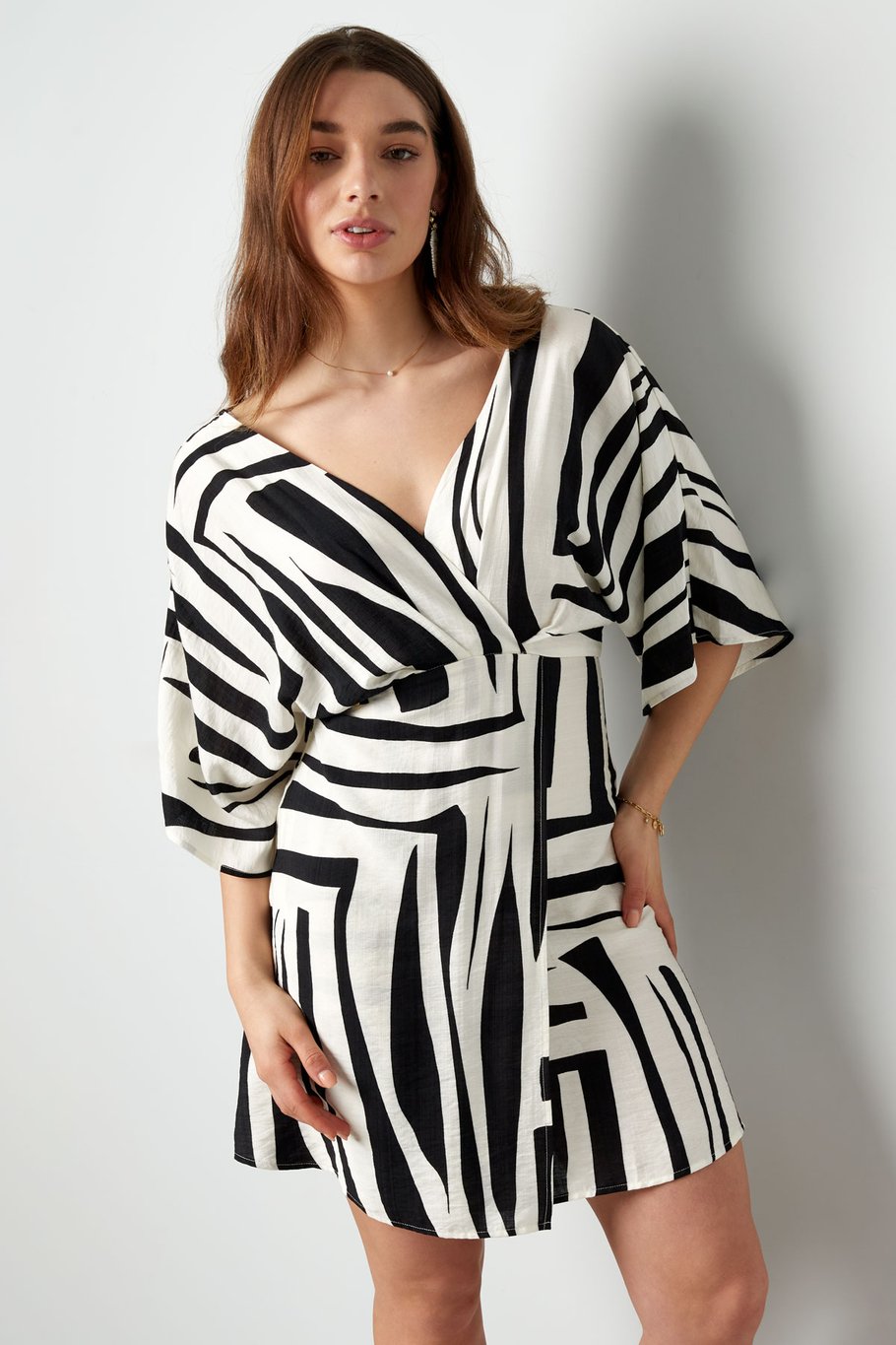 Mini jurk met print - zwart/wit  Afbeelding3