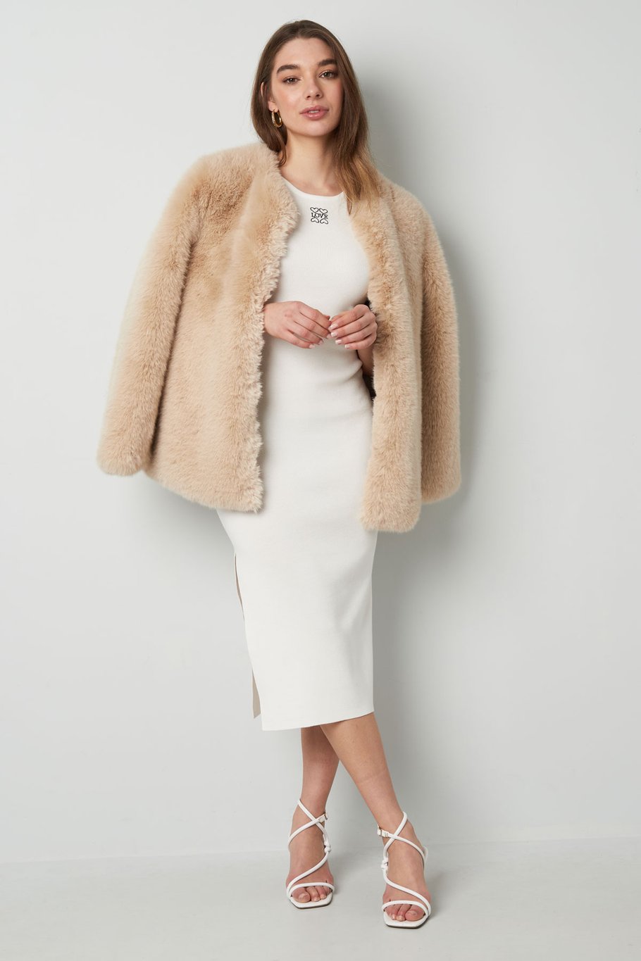 Long knitted dress love - white Picture4