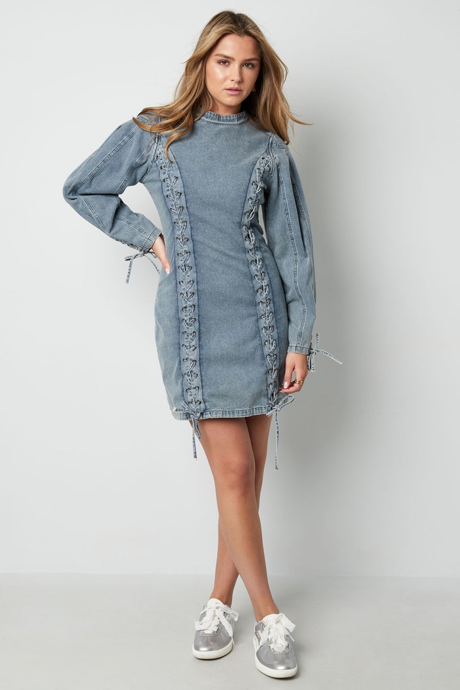 Denim laces dress Picture5