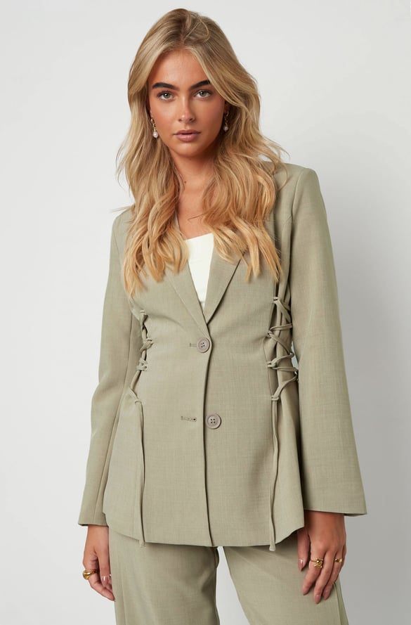 Taillierter Blazer mit Schnürung