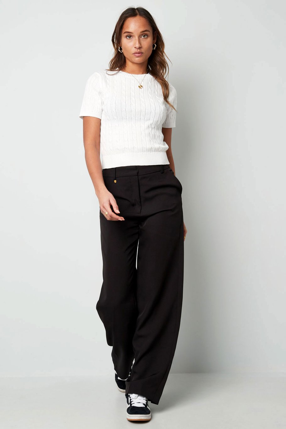 Jersey de punto con trenzas y manga corta pequeño/mediano – blanco Imagen5