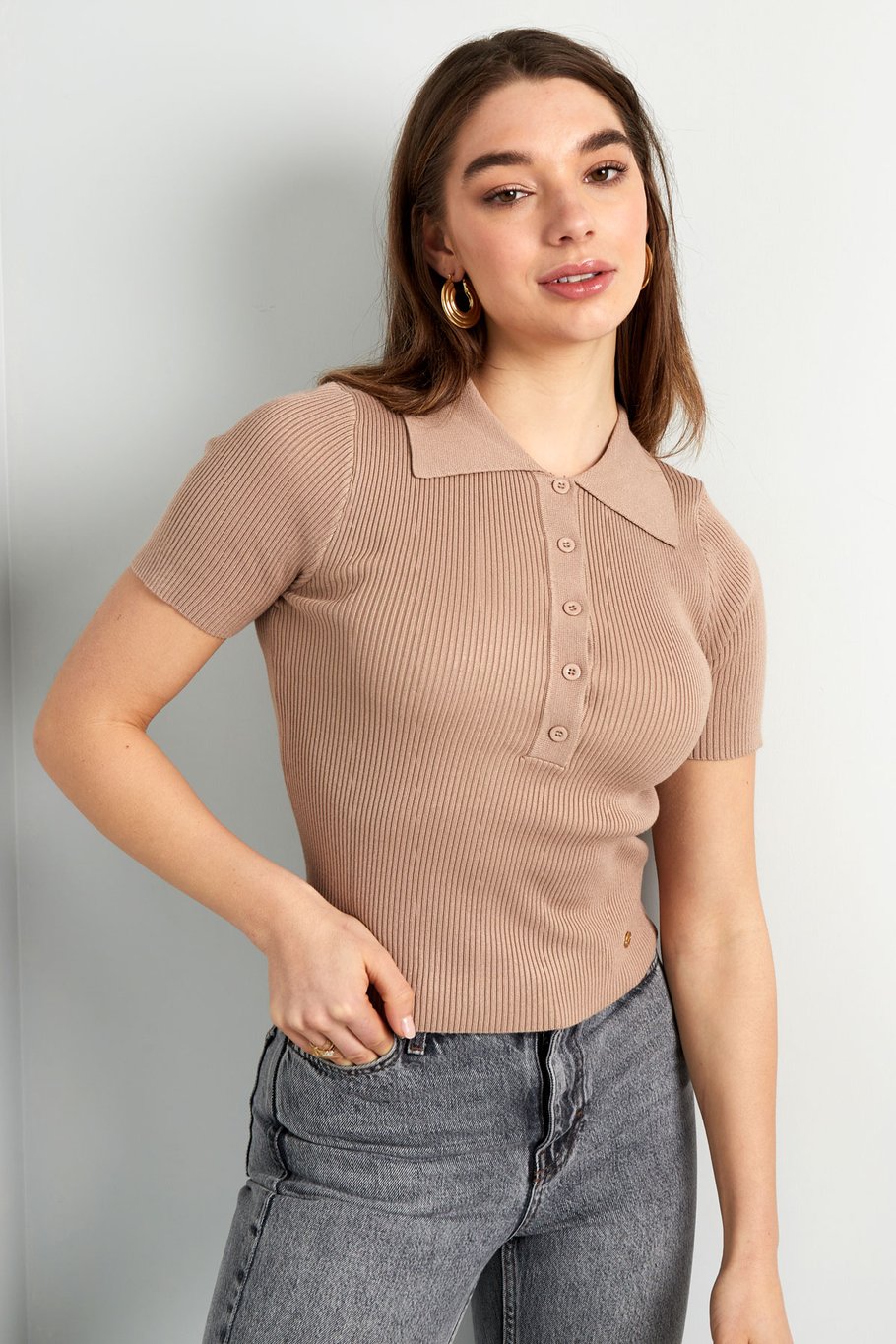 Basic-Poloshirt mit halber Knopfleiste, klein/mittelgroß – Weiß Bild2