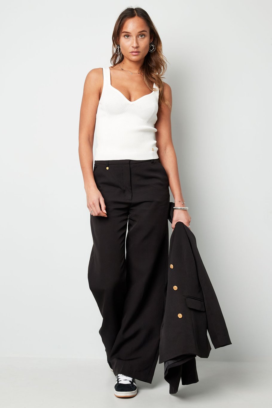 Top basic in maglia - nero Immagine9